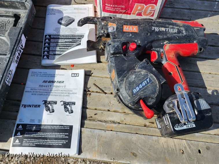 image for item DM4802 Max USA TwinTier Max RB441T  re-bar wire tier