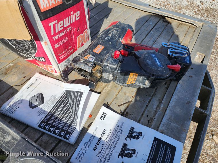 image for item DM4802 Max USA TwinTier Max RB441T  re-bar wire tier