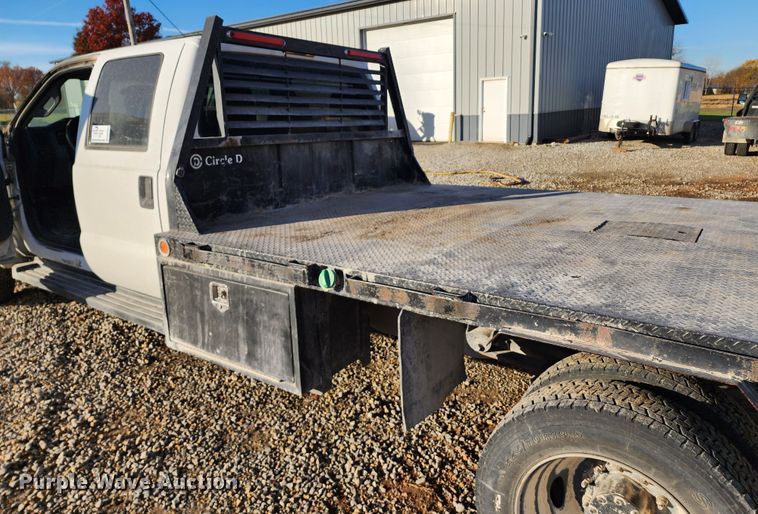 image for item DM4807 2014 Ford F550 Super Duty  flatbed truck