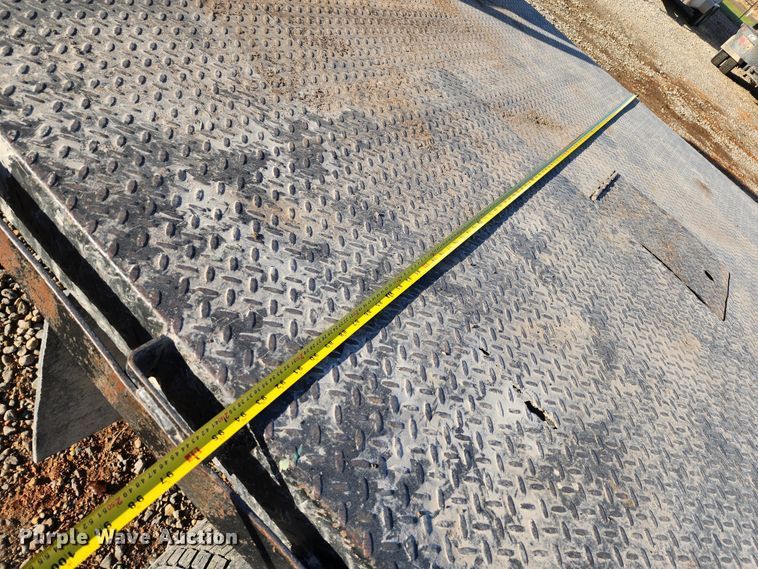 image for item DM4807 2014 Ford F550 Super Duty  flatbed truck