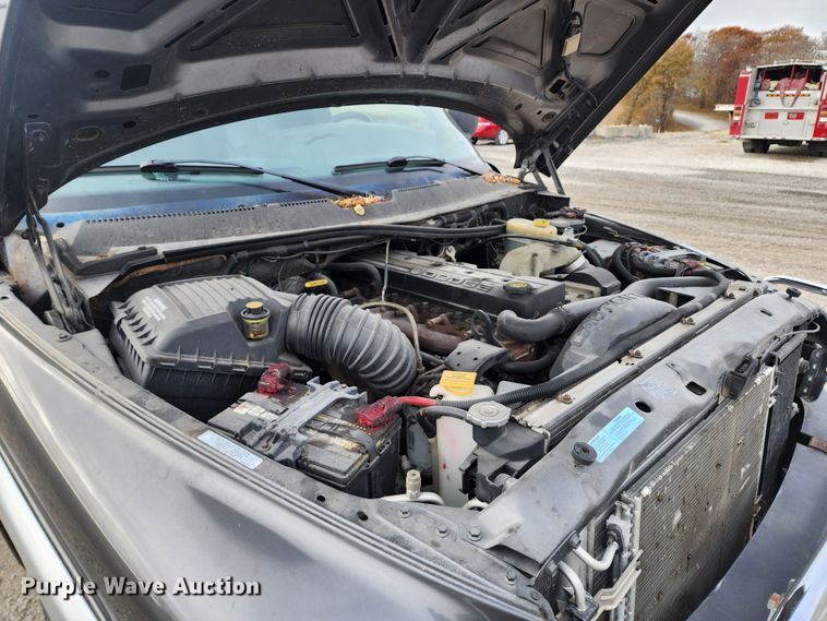 image for item DM4865 2002 Dodge Ram 2500  Quad Cab pickup truck