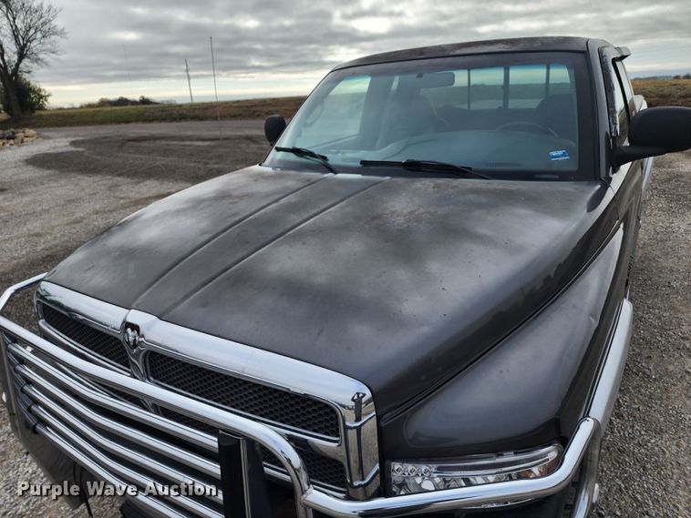 image for item DM4865 2002 Dodge Ram 2500  Quad Cab pickup truck