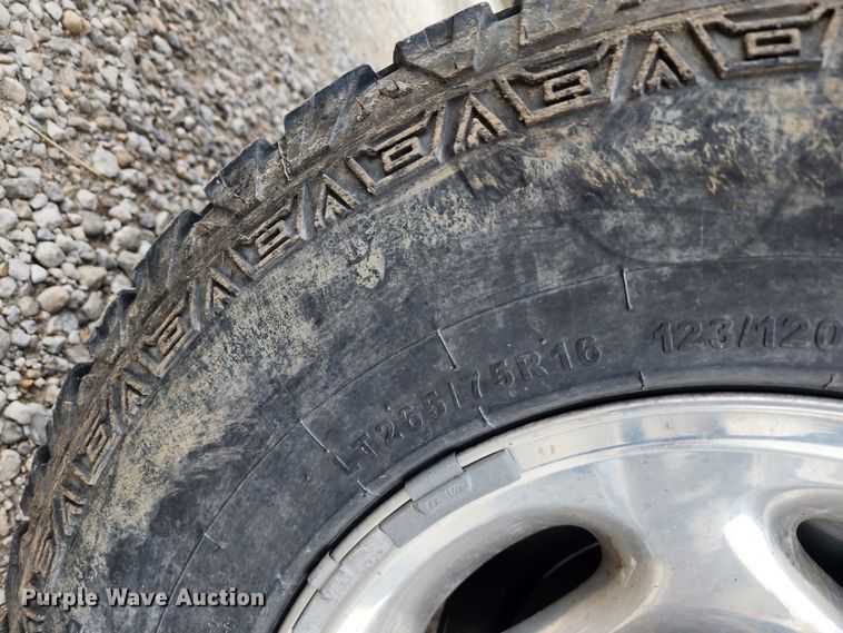 image for item DM4865 2002 Dodge Ram 2500  Quad Cab pickup truck