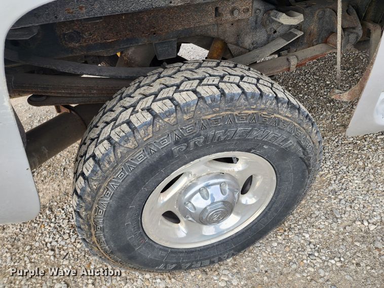 image for item DM4865 2002 Dodge Ram 2500  Quad Cab pickup truck