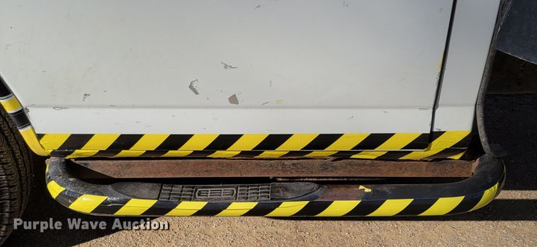 image for item DM8088 1999 Chevrolet Express G3500  box truck