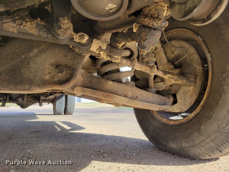 image for item DM8088 1999 Chevrolet Express G3500  box truck