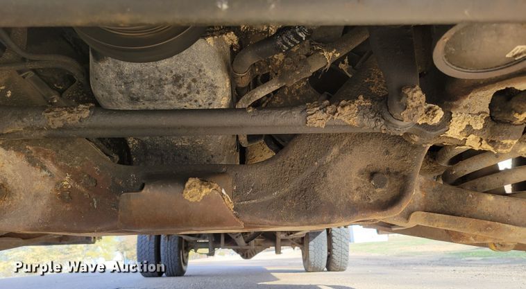 image for item DM8088 1999 Chevrolet Express G3500  box truck