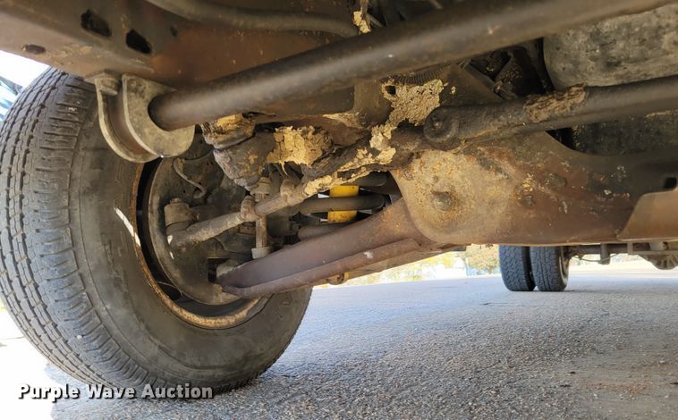 image for item DM8088 1999 Chevrolet Express G3500  box truck