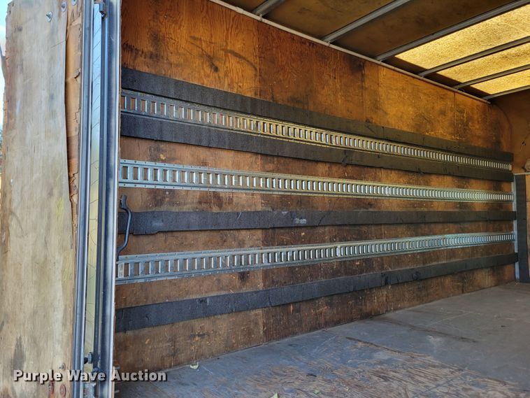 image for item DM8088 1999 Chevrolet Express G3500  box truck