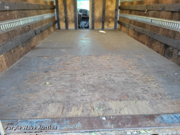 image for item DM8088 1999 Chevrolet Express G3500  box truck