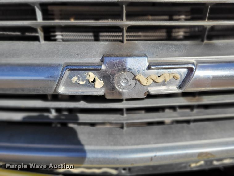 image for item DM8088 1999 Chevrolet Express G3500  box truck