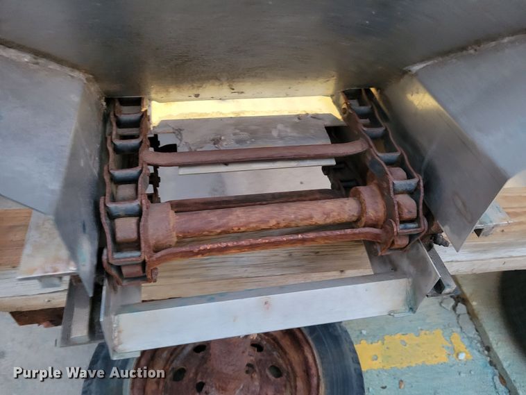 image for item DM8092 (3) Byers SaltDogg spreaders