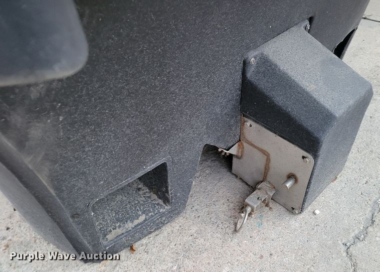 image for item DM8092 (3) Byers SaltDogg spreaders