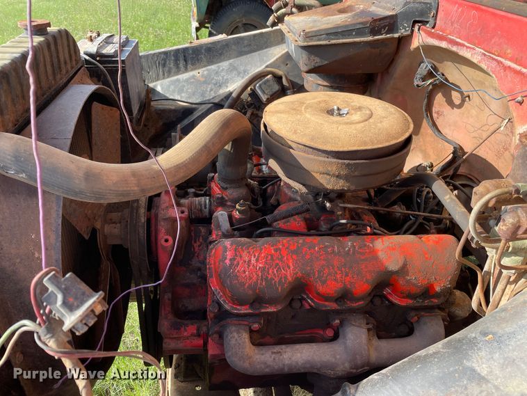 image for item DN5172 1966 GMC 4000  grain truck