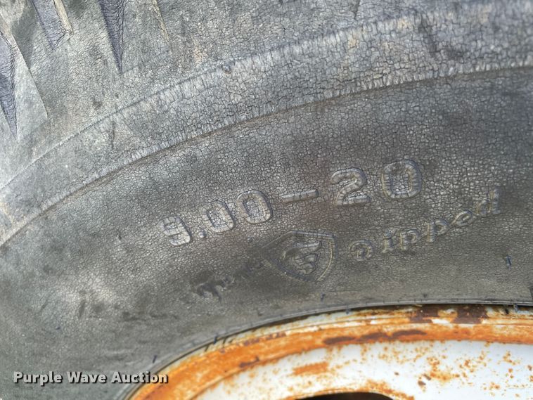 image for item DN5172 1966 GMC 4000  grain truck