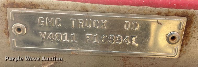 image for item DN5172 1966 GMC 4000  grain truck