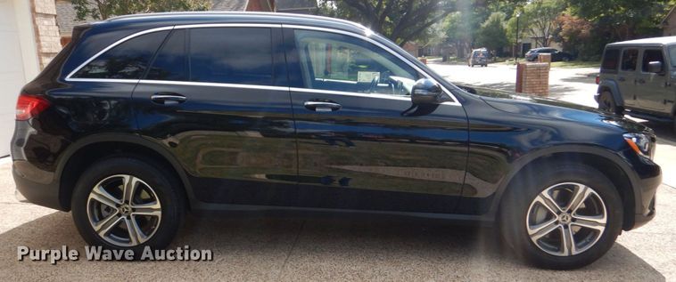 image for item DO1657 2019 Mercedes Benz GLC 300  SUV