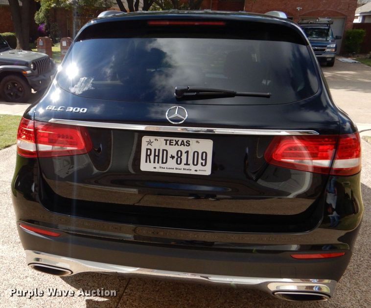 image for item DO1657 2019 Mercedes Benz GLC 300  SUV