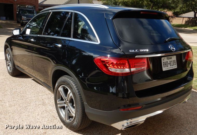 image for item DO1657 2019 Mercedes Benz GLC 300  SUV