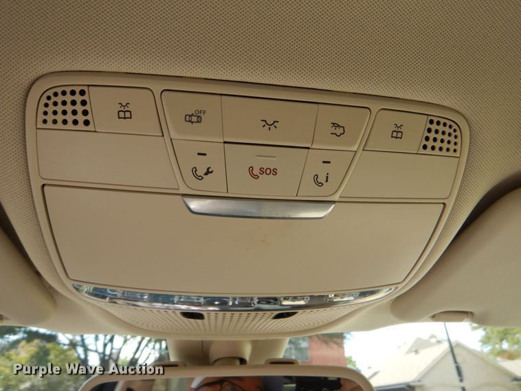 image for item DO1657 2019 Mercedes Benz GLC 300  SUV