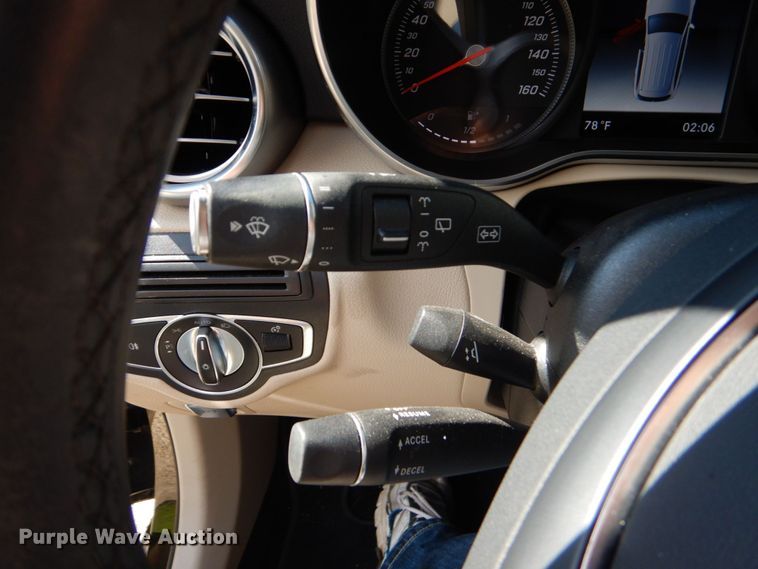 image for item DO1657 2019 Mercedes Benz GLC 300  SUV