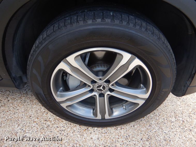 image for item DO1657 2019 Mercedes Benz GLC 300  SUV