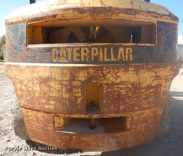 image for item DP0400 Caterpillar  forklift