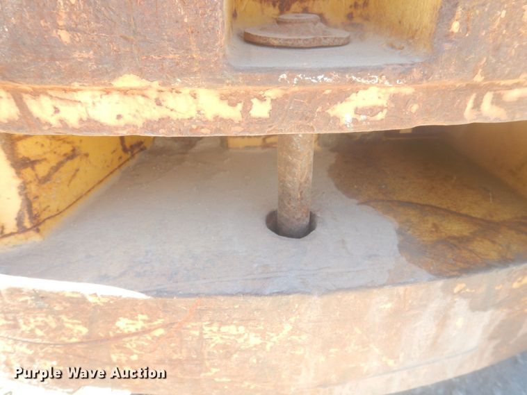 image for item DP0400 Caterpillar  forklift