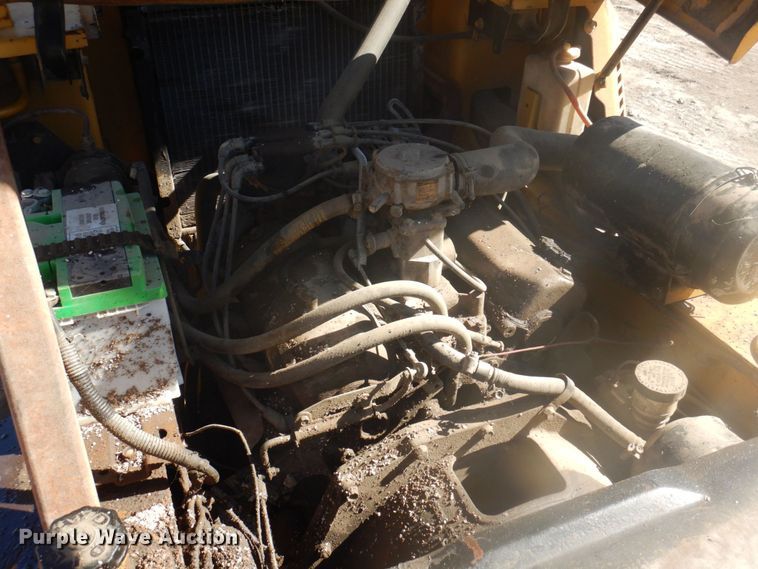 image for item DP0400 Caterpillar  forklift