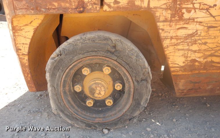 image for item DP0400 Caterpillar  forklift