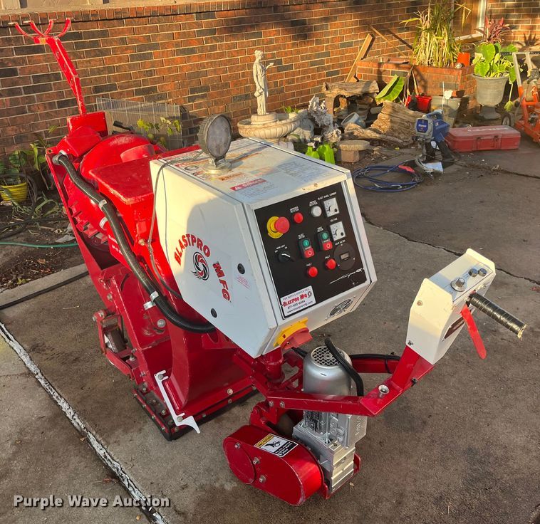 image for item DQ3041 2016 Blastpro  shot blaster system