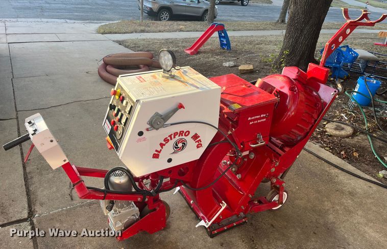 image for item DQ3041 2016 Blastpro  shot blaster system