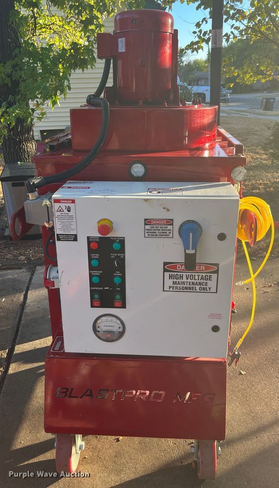 image for item DQ3041 2016 Blastpro  shot blaster system