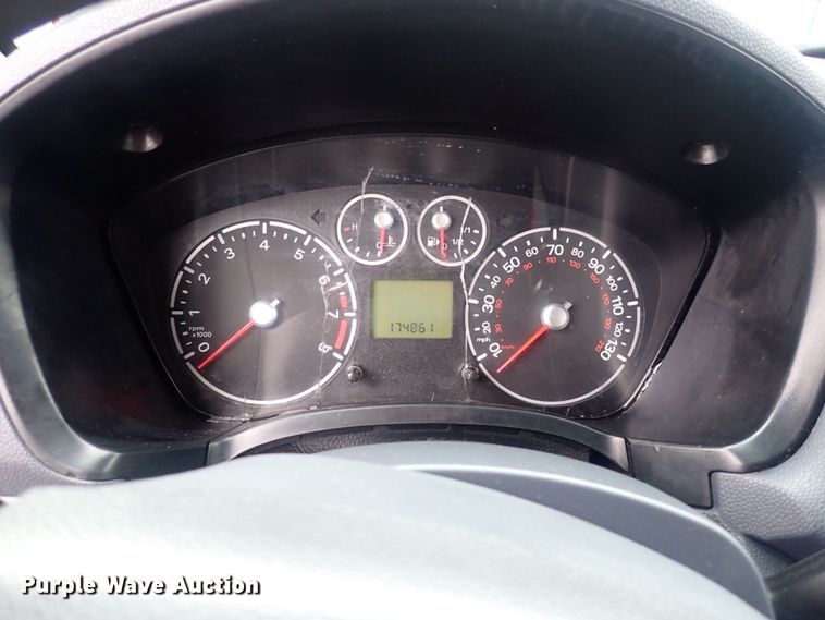 image for item DQ3108 2011 Ford Transit Connect  van