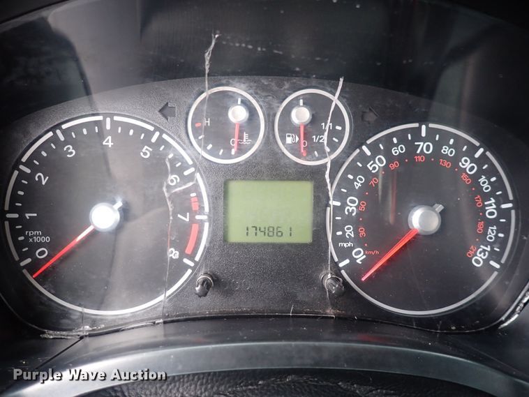 image for item DQ3108 2011 Ford Transit Connect  van