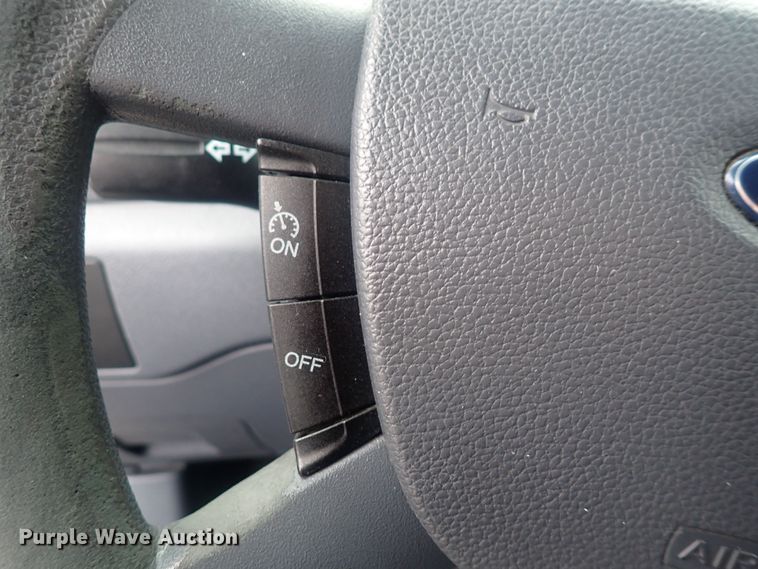 image for item DQ3108 2011 Ford Transit Connect  van