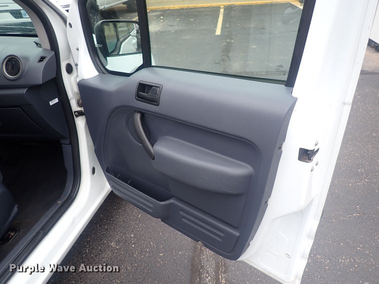 image for item DQ3108 2011 Ford Transit Connect  van