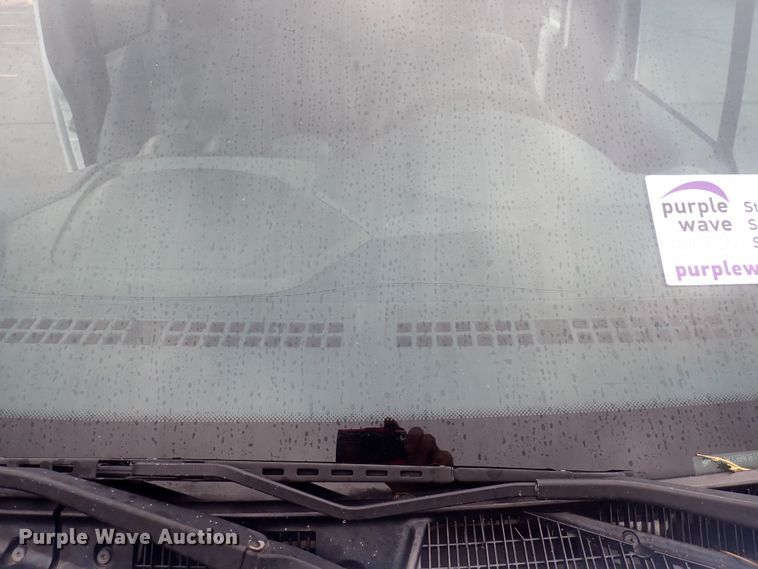 image for item DQ3108 2011 Ford Transit Connect  van