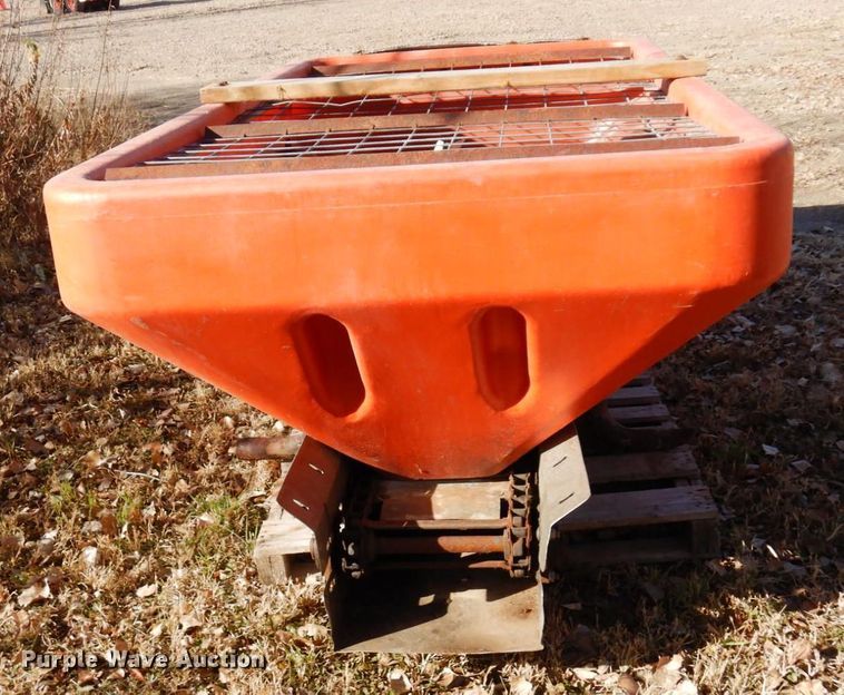image for item DQ7272 Swenson  spreader