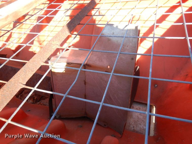 image for item DQ7272 Swenson  spreader