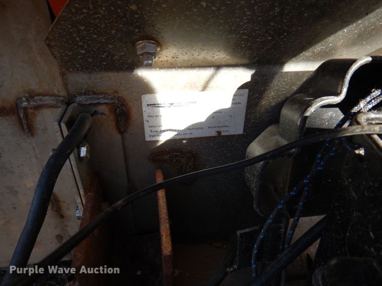 image for item DQ7272 Swenson  spreader