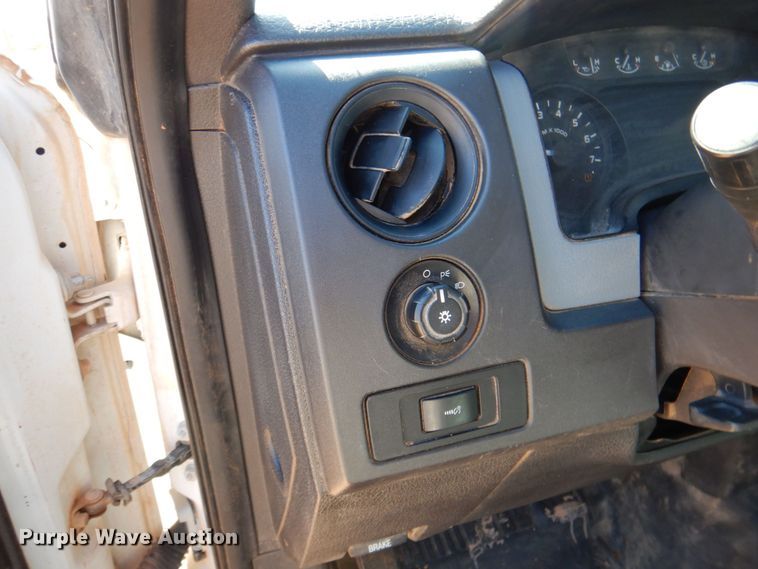 image for item DR2077 2012 Ford F150  SuperCab pickup truck