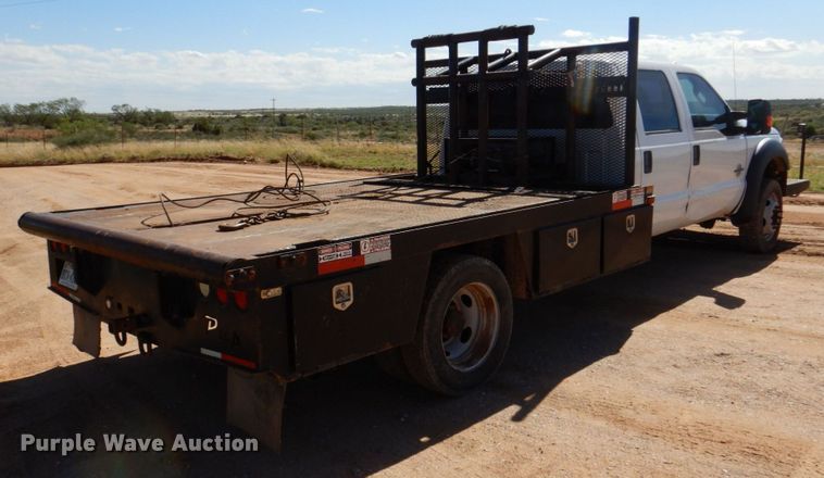 image for item DR2078 2014 Ford F550 Super Duty  Crew Cab flatbed truck
