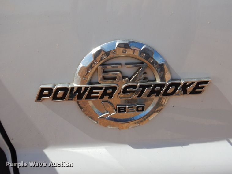 image for item DR2078 2014 Ford F550 Super Duty  Crew Cab flatbed truck