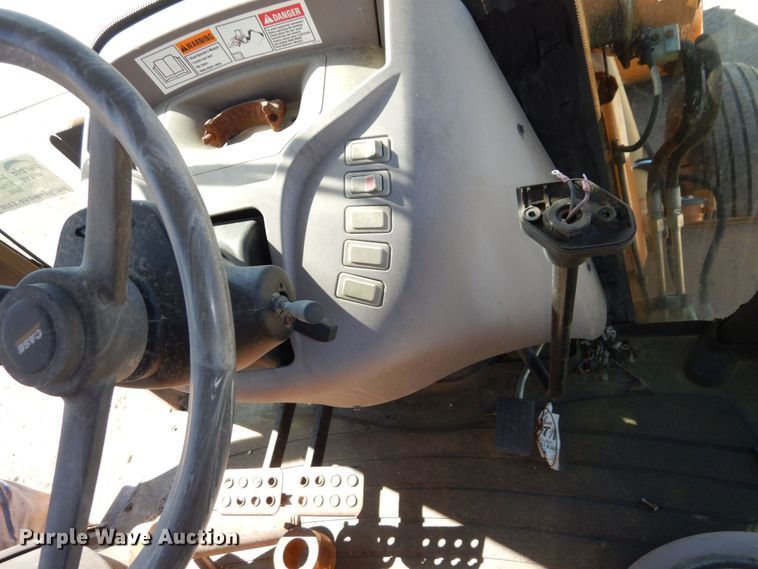 image for item DS1430 2004 Case 580M Series II  backhoe