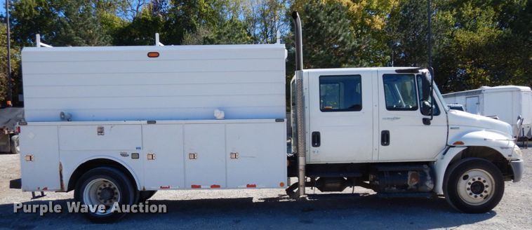 image for item DS1486 2009 International DuraStar 4300  utility / service truck