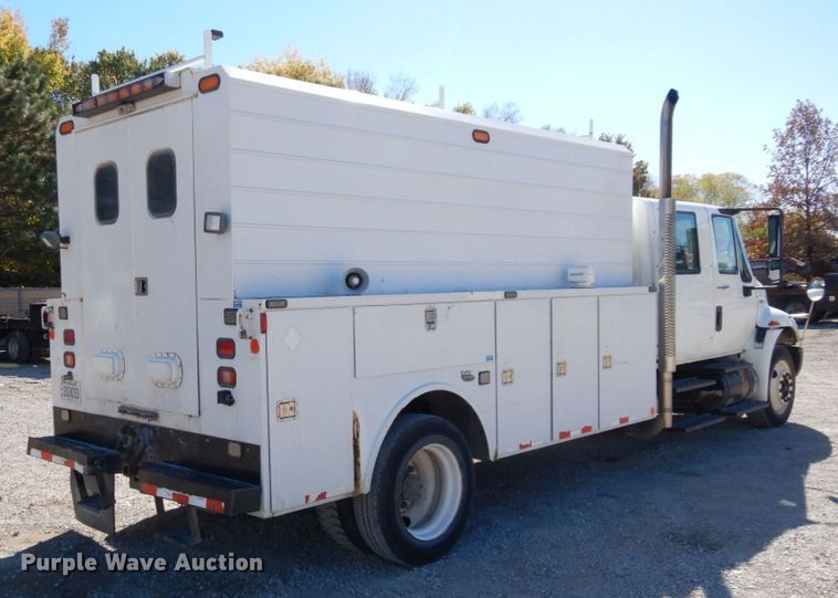 image for item DS1486 2009 International DuraStar 4300  utility / service truck