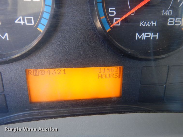 image for item DS1486 2009 International DuraStar 4300  utility / service truck