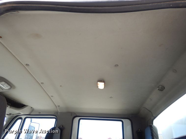 image for item DS1486 2009 International DuraStar 4300  utility / service truck