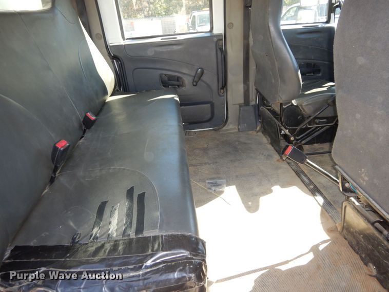 image for item DS1486 2009 International DuraStar 4300  utility / service truck